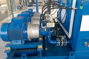 重庆 液压机械有限公司2000吨液压机液压系统调试成功！
